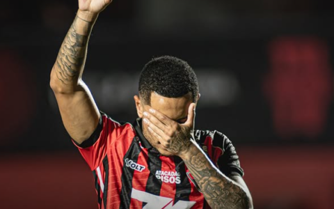 Imagem do post Vitória goleia Juazeirense e assume liderança da Copa do Nordeste