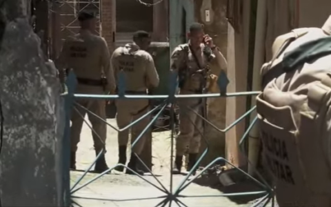 Imagem do post Urgente: Bandido faz mulher e criança refém em Pirajá