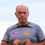 Técnico da Juazeirense é hospitalizado após mal-estar; clube atualiza estado