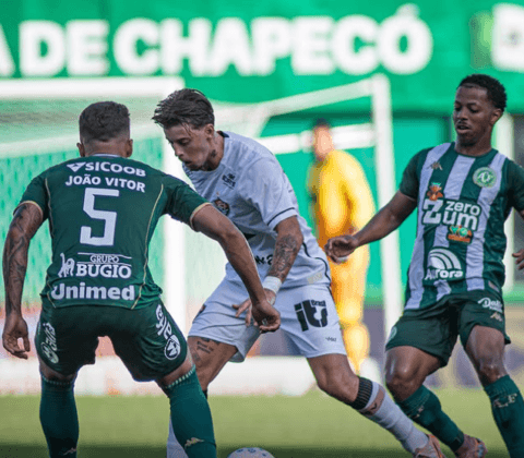 Imagem do post Com um a menos, Vitória empata com Chapecoense fora de casa