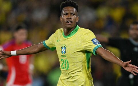 Imagem do post Novo desfalque? Estêvão sofre lesão e pode ficar fora da Copa do Mundo