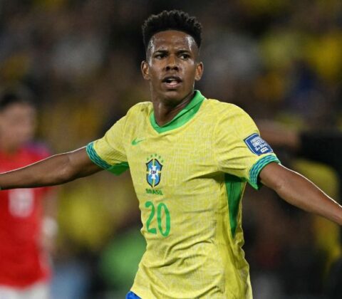 Imagem do post Novo desfalque? Estêvão sofre lesão e pode ficar fora da Copa do Mundo