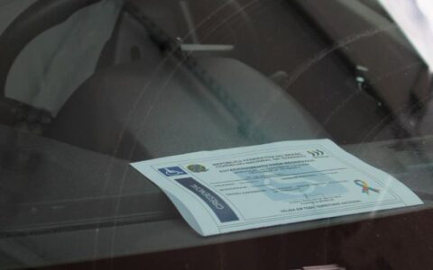 Imagem do post Transalvador realiza emissão de credenciais de estacionamento para pessoas com TEA; saiba como