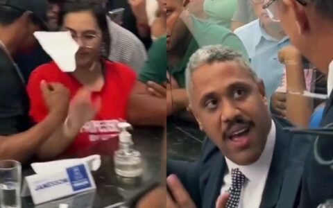 Imagem do post Vereador rasga contracheque de professora durante sessão na Câmara Municipal de Camaçari