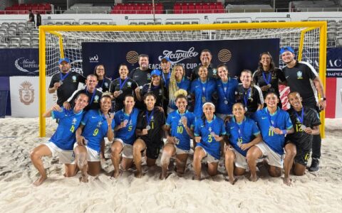 Imagem do post Brasil goleia México e termina Acapulco Cup de Beach Soccer feminino em 2º lugar