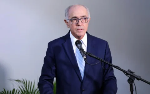 Imagem do post Reviravolta: Aleluia desiste de concorrer ao governo da Bahia para selar apoio a ACM Neto