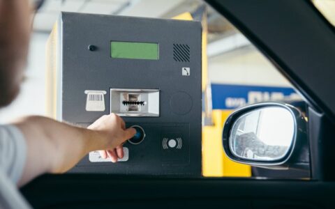 Imagem do post Fim das cancelas? Proposta quer barrar cobranças em aeroporto e rodoviária