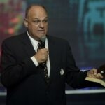 Morre Oscar Schmidt, lenda do basquete brasileiro