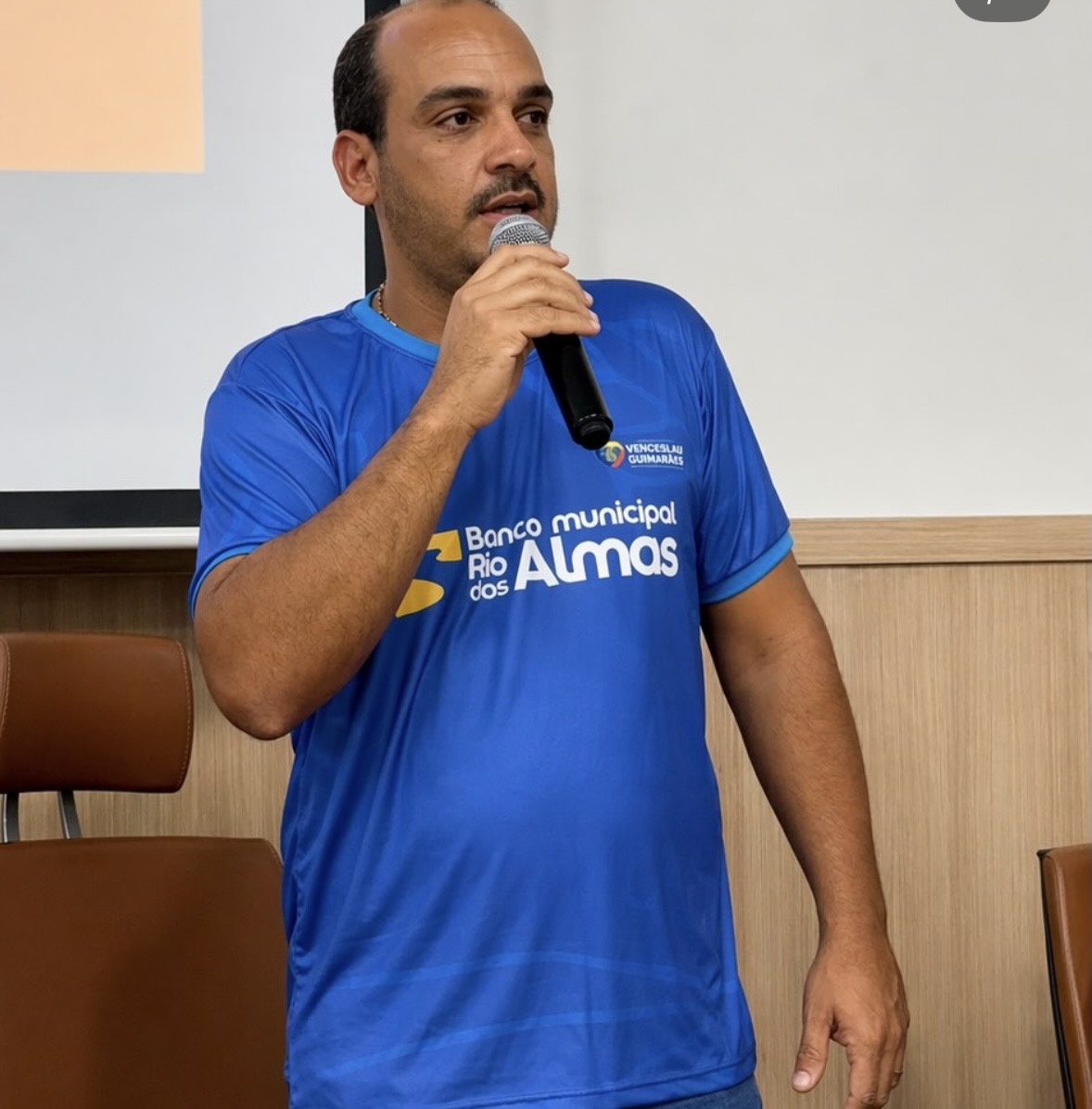 Prefeito baiano critica ACM Neto e revela avanço em obras: “Oposição torce contra”