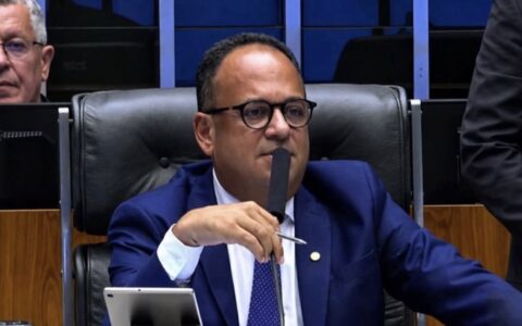Imagem do post Jorge Araújo preside sessão na Câmara dos Deputados