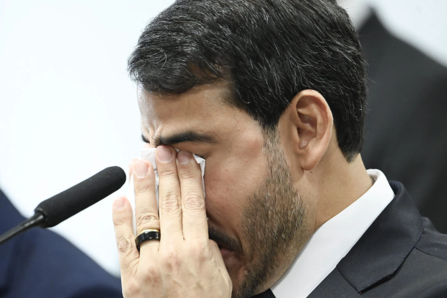 Placar apertado: Jorge Messias vence resistência de senadores e fica a um passo do STF