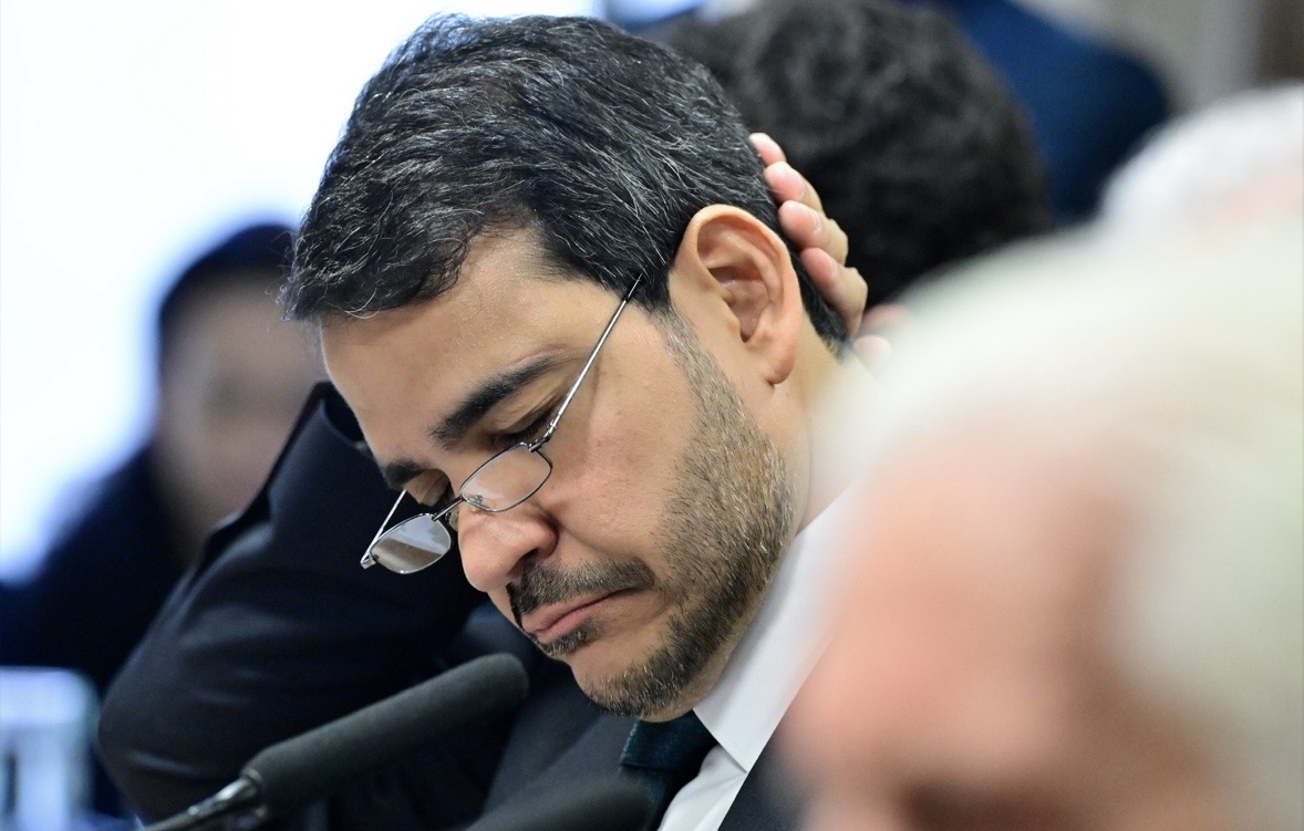 Senado impõe derrota histórica a Lula e rejeita Jorge Messias no STF