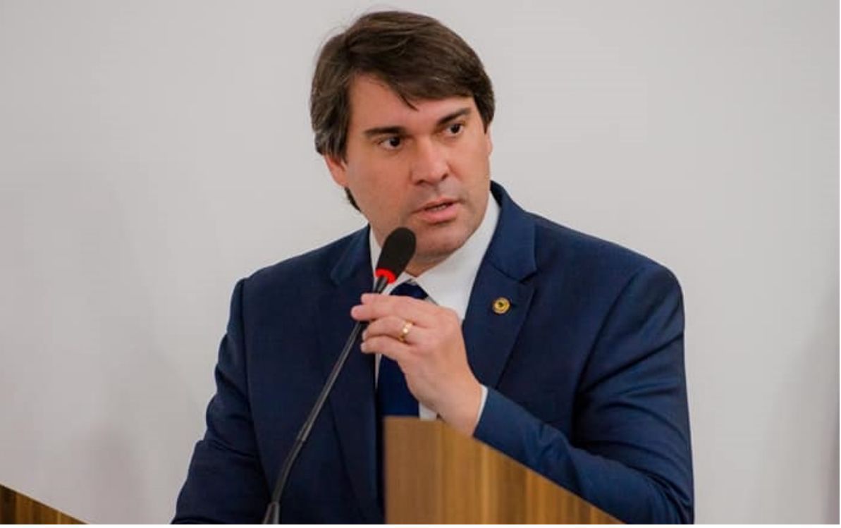 Deputado baiano destaca ação do governo no combate ao abuso no aumento dos preços dos combustíveis