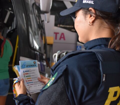 Imagem do post PRF realiza ação especial em Salvador no Dia do Autismo