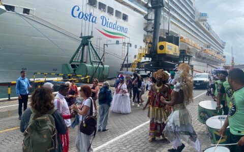 Imagem do post Cruzeiros movimentam R$ 115 milhões e levam milhares de turistas à Bahia
