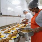 Restaurantes populares de Salvador terão almoço especial de Páscoa