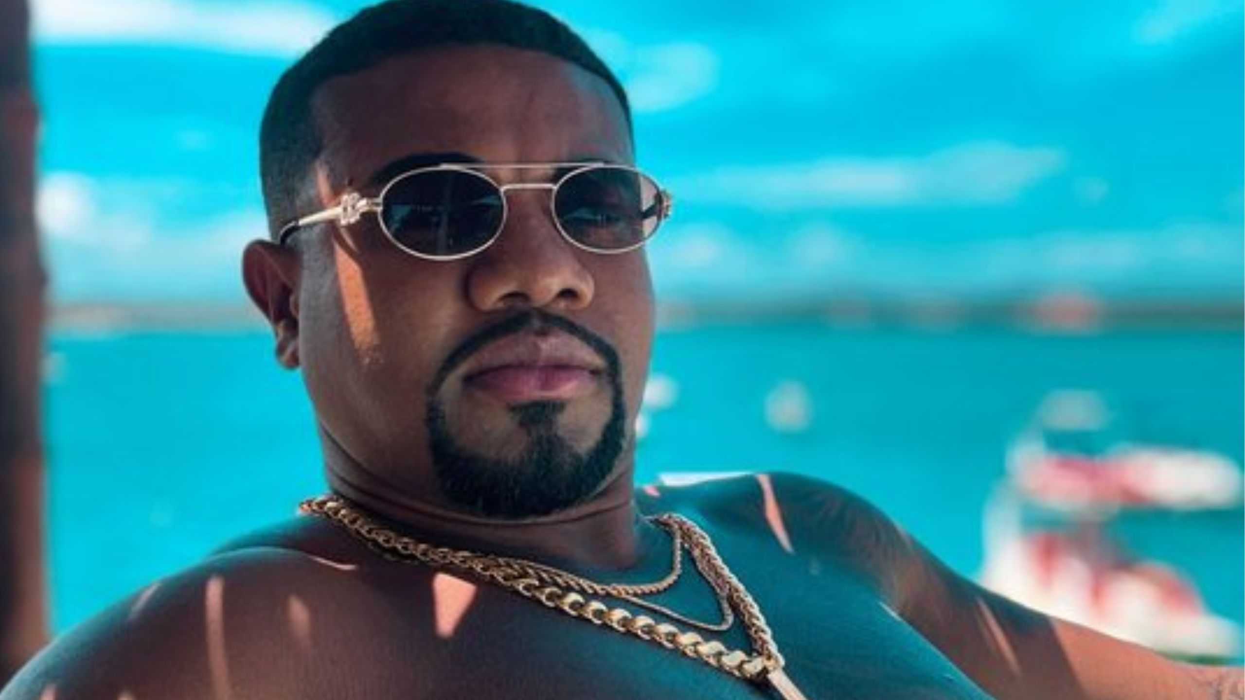 Vídeo: Davi Brito revela o tipo de mulher que quer namorar