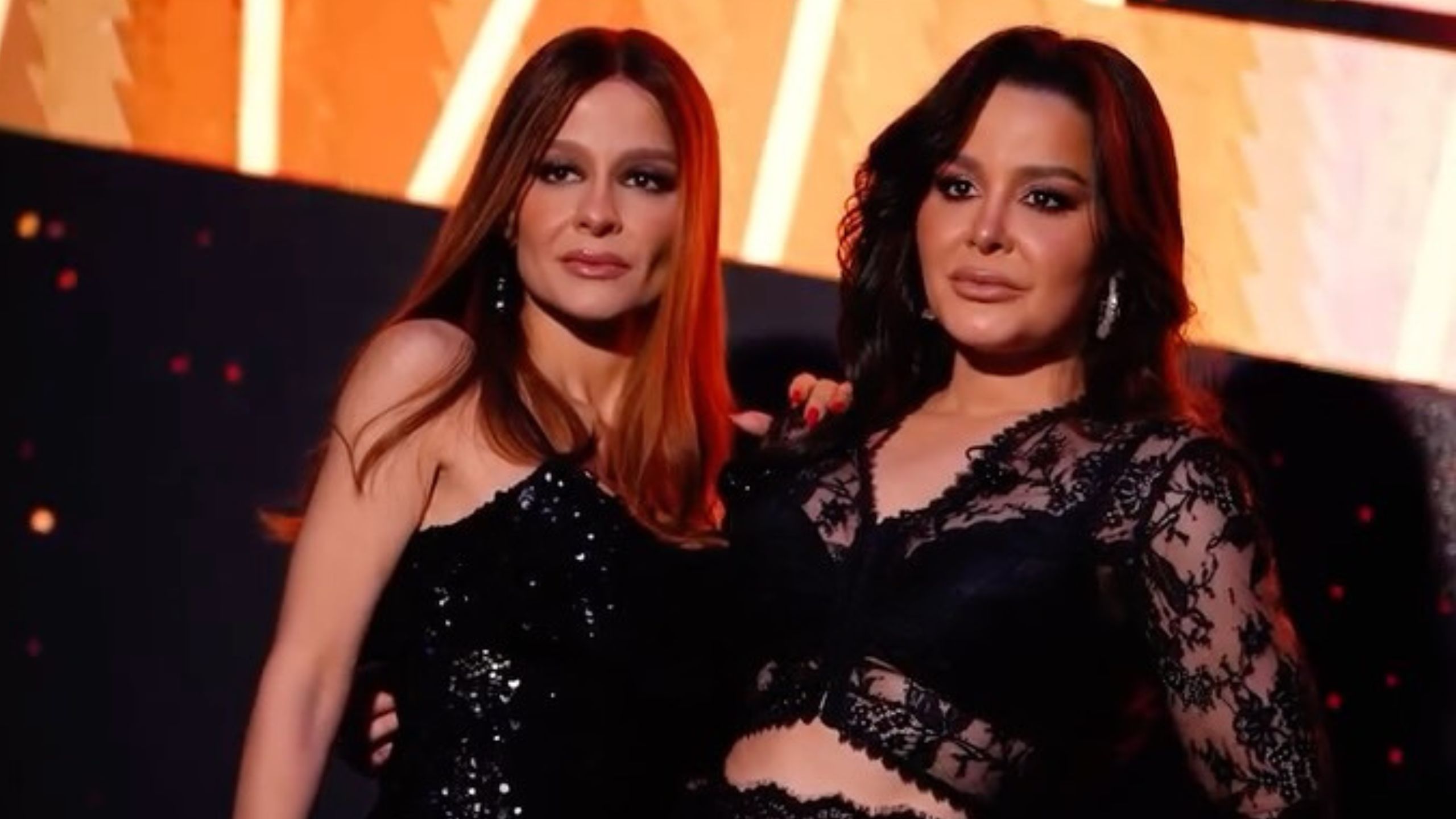 Maiara e Maraisa se estranham durante entrevista