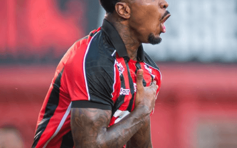 Imagem do post Leão vence o São Paulo com autoridade e respira na tabela