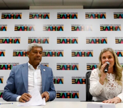 Imagem do post Jerônimo Rodrigues encaminha à Alba projeto de lei que garante piso do magistério acima do nacional