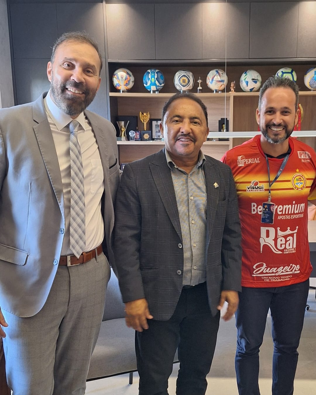 Deputado Roberto Carlos destaca reeleição e gestão democrática na Federação Baiana de Futebol