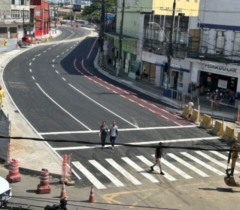 Imagem do post Trecho da Avenida Jequitáia é liberado após avanço das obras do VLT na Calçada
