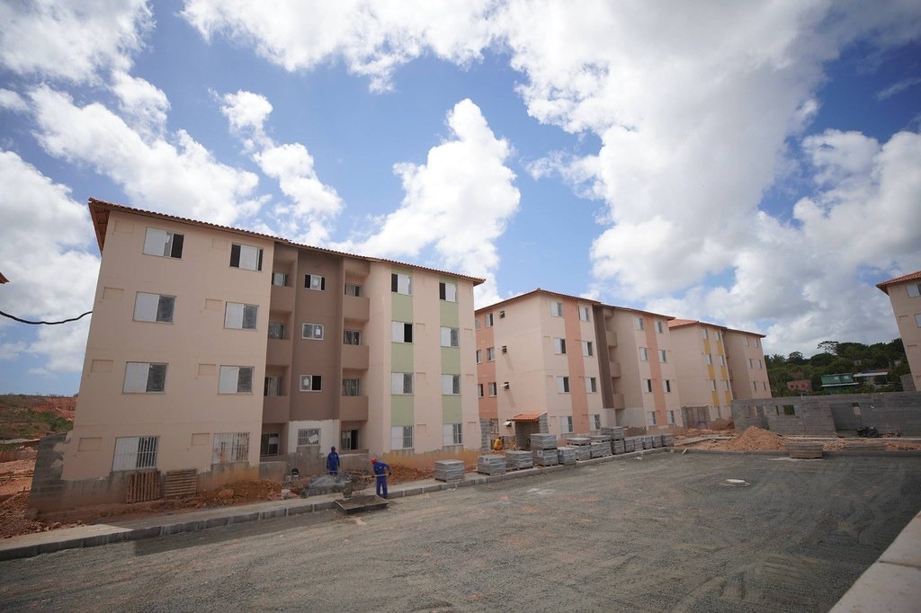 Camaçari dispara no Minha Casa, Minha Vida com quase 20 mil novos cadastros