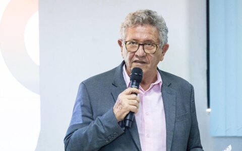 Imagem do post Caetano se reúne com comerciantes e discute mudanças no centro de Camaçari