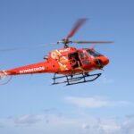 Treinamento com helicóptero reforça resgates no mar em Salvador