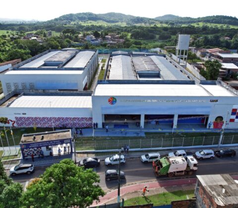 Imagem do post Governo inaugura escola de tempo integral e autoriza pacote de obras em Mata de São João