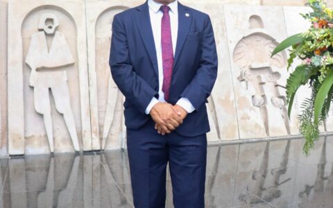 Imagem do post Roberto Carlos propõe folga no aniversário para servidores públicos da Bahia