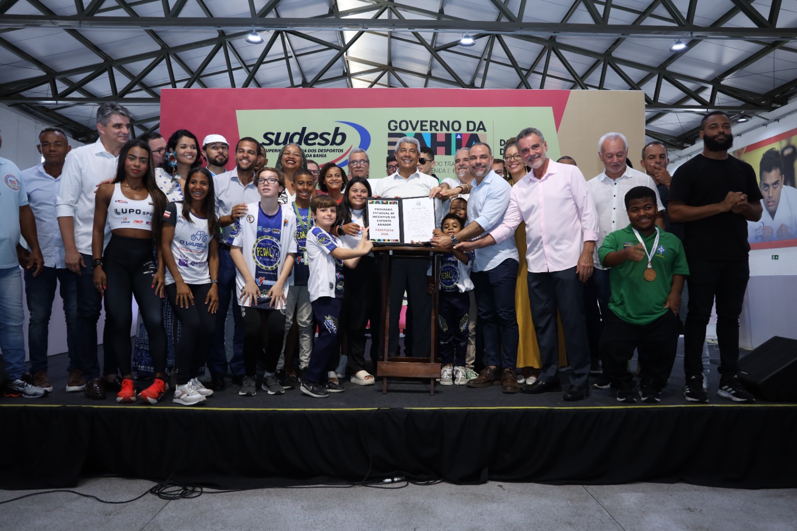 Imagem do post Bahia anuncia investimento recorde de R$ 122 milhões no esporte