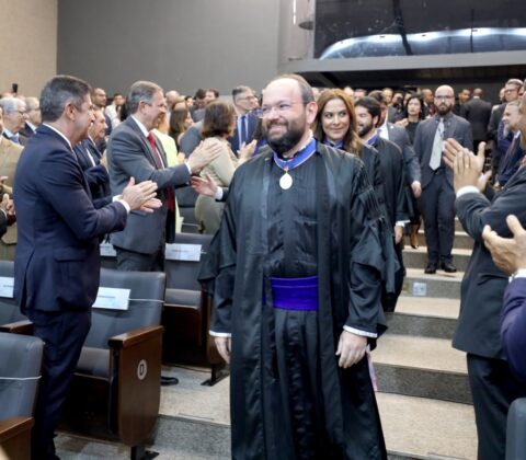 Imagem do post Jerônimo e Bruno Reis marcam presença em posse no TRE-BA