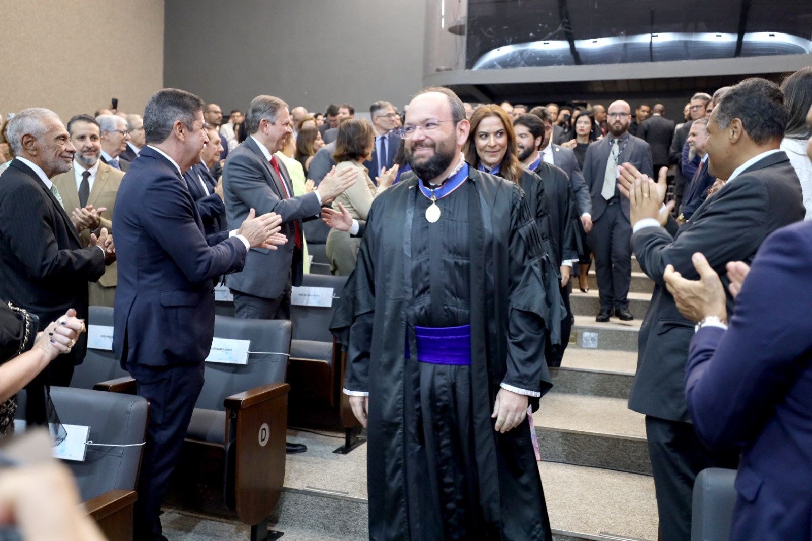Jerônimo e Bruno Reis marcam presença em posse no TRE-BA