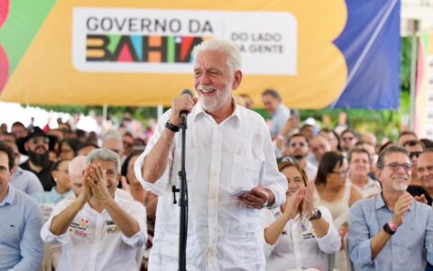 Imagem do post Wagner provoca oposição após entrega de hospital e destaca marca do PT na Bahia