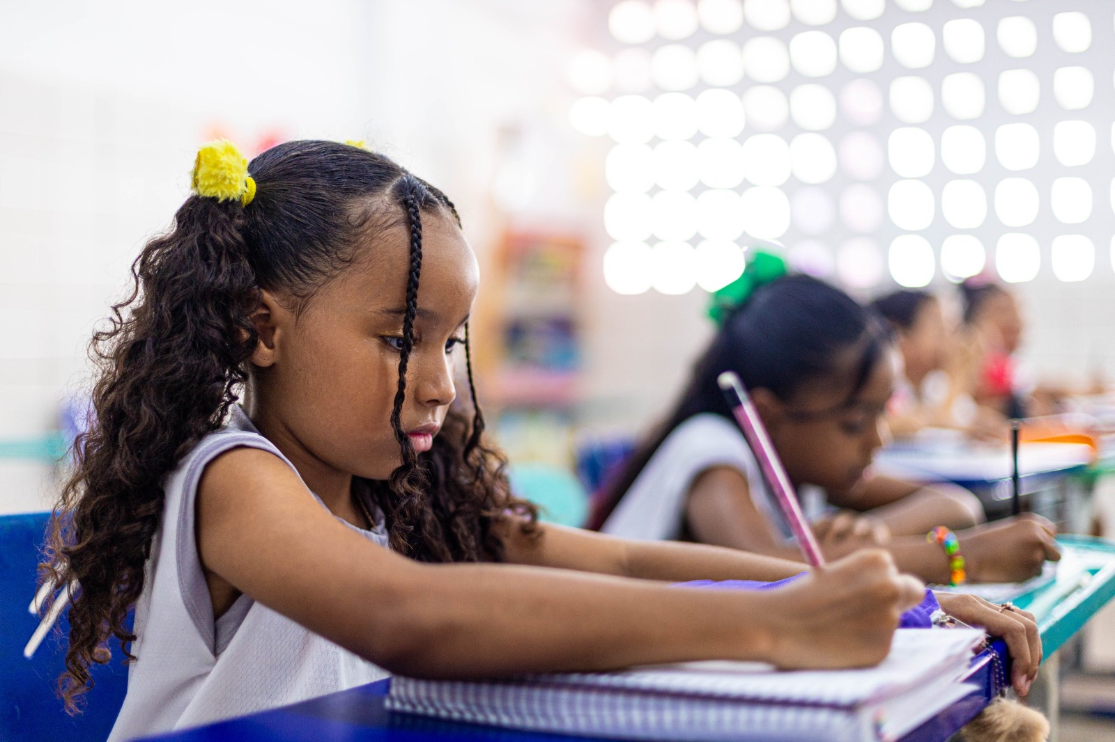 Camaçari supera meta nacional e avança na alfabetização infantil