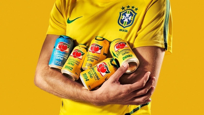 Guaraná Antarctica lança latas colecionáveis inspiradas nos mantos vitoriosos da Seleção Brasileira