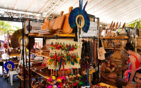 Imagem do post MAC recebe feira indígena com artesanato, arte e programação cultural em Salvador