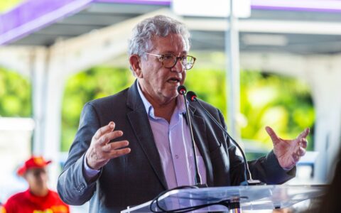 Imagem do post “Nós estamos inovando na indústria”, destaca Caetano em inauguração de maior Hub de Recarga de veículos elétricos do Brasil