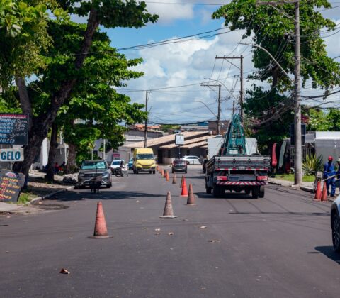 Imagem do post Obras avançam em Vilas do Atlântico e prometem transformar importante via