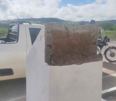 Imagem do post Secretário denuncia vandalismo em placas de obras do Governo da Bahia