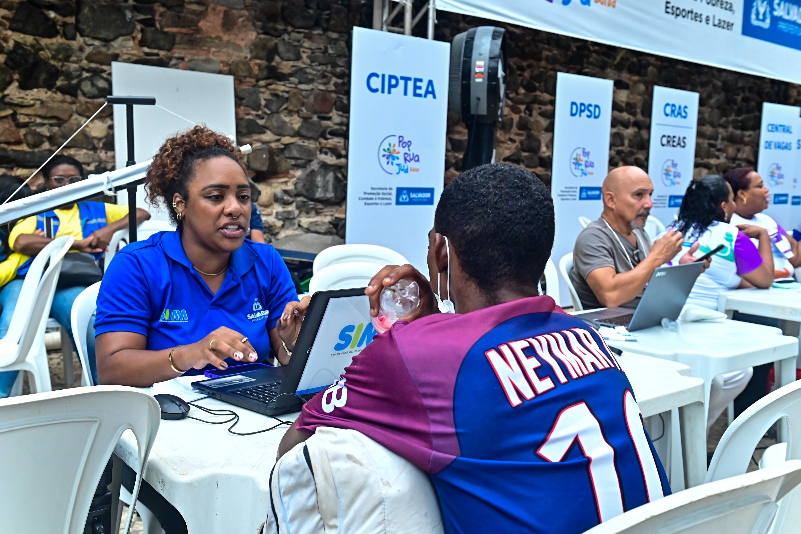 Prefeitura fecha parceria com TJBA e TRT-5 para ajudar população em situação de rua