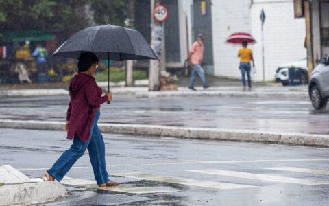 Imagem do post Inmet emite alerta laranja para chuvas em Camaçari