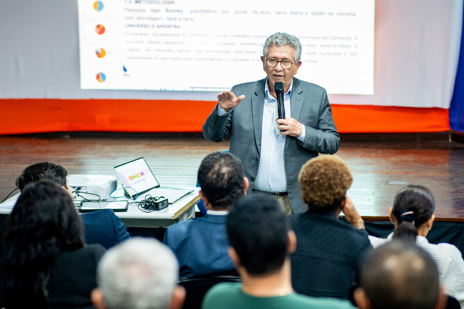 Prefeitura dialoga com comerciantes sobre ordenamento do trânsito em Camaçari