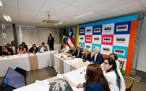 Imagem do post Jerônimo reúne secretários e deputados para balanço e revela número de obras na Bahia