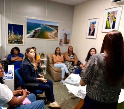 Imagem do post Projeto Florescer leva saúde mental e bem-estar a servidores de Camaçari