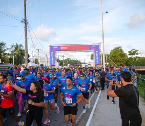 Imagem do post Mais de 5 mil pessoas lotam ruas de Lauro de Freitas em corrida contra o feminicídio