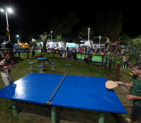 Imagem do post Praça abandonada vira novo ponto de lazer em Paripe após reforma