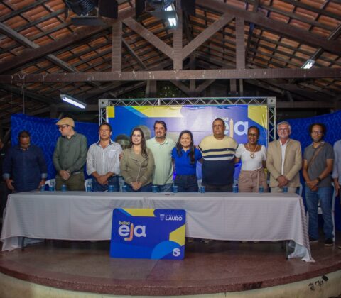 Imagem do post Bolsa EJA paga R$ 200 por mês e promete combater evasão escolar em Lauro de Freitas