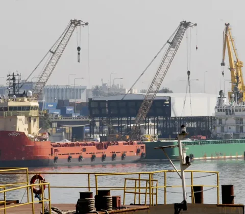 Imagem do post Justiça mantém suspensão de imposto de exportação de petróleo; decisão é provisória